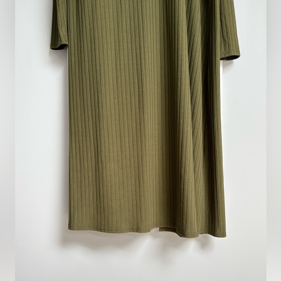 Womens Three-Piece Ribbed Lounge Set - Picture 10 of 16